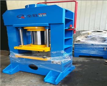 龍門液壓機維（wéi）修